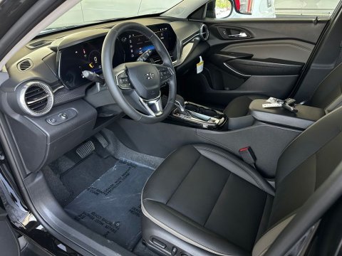 New Mosaic Black Metallic 2026 Chevrolet Trax ACTIV FWD - photo 10 - Stock #261100