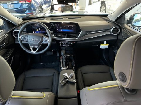 New Mosaic Black Metallic 2026 Chevrolet Trax ACTIV FWD - photo 20 - Stock #261100