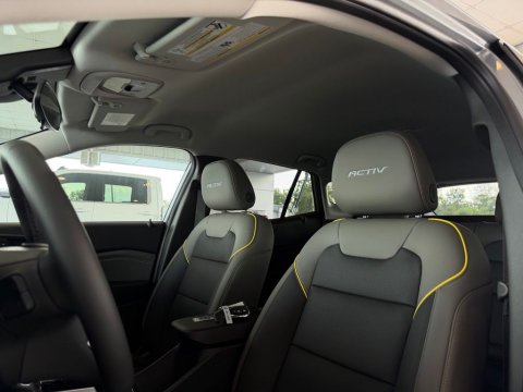 New Sterling Gray Metallic 2026 Chevrolet Trax ACTIV FWD - photo 12 - Stock #261271