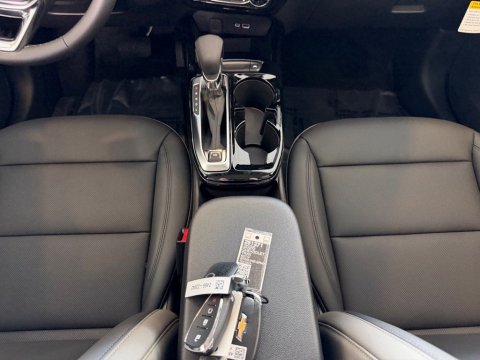 New Sterling Gray Metallic 2026 Chevrolet Trax ACTIV FWD - photo 19 - Stock #261271