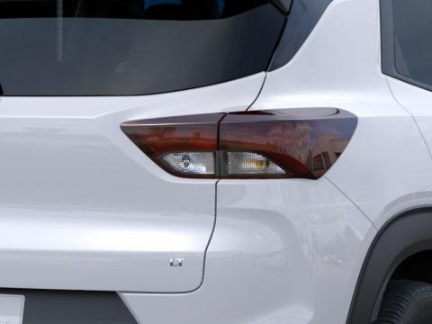 New Summit White 2026 Chevrolet TrailBlazer LT FWD - photo 11 - Stock #260952