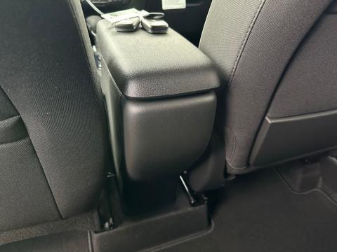 New Summit White 2026 Chevrolet TrailBlazer LT FWD - photo 22 - Stock #260791