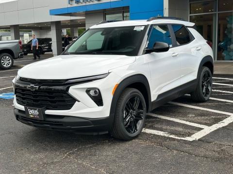 New Summit White 2026 Chevrolet TrailBlazer LT FWD - photo 3 - Stock #260791