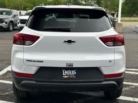 New Summit White 2026 Chevrolet TrailBlazer LT FWD - photo 5 - Stock #260791