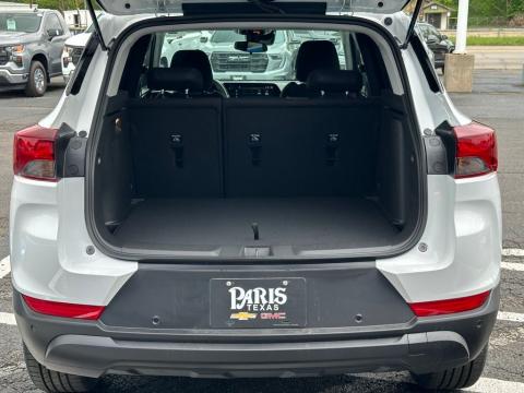 New Summit White 2026 Chevrolet TrailBlazer LT FWD - photo 8 - Stock #260791