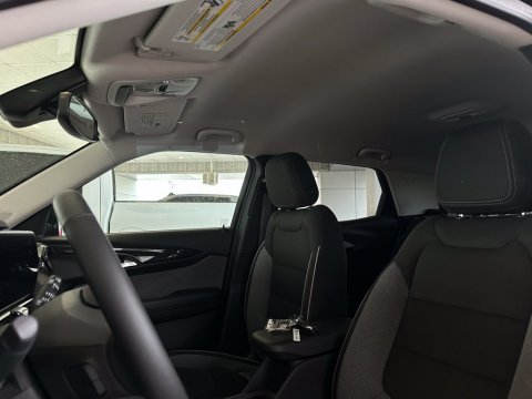 New Mosaic Black Metallic 2026 Chevrolet TrailBlazer LT FWD - photo 15 - Stock #260844