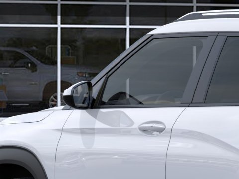 New Summit White 2026 Chevrolet TrailBlazer LT FWD - photo 12 - Stock #261434