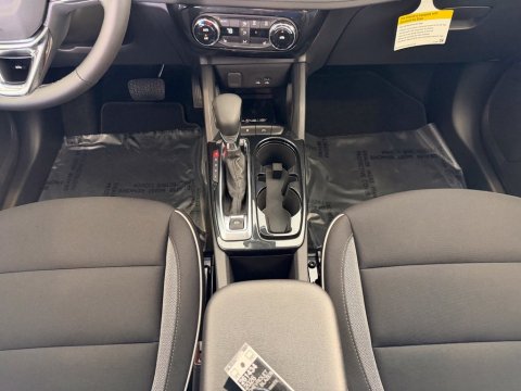New Summit White 2026 Chevrolet TrailBlazer LT FWD - photo 22 - Stock #261434