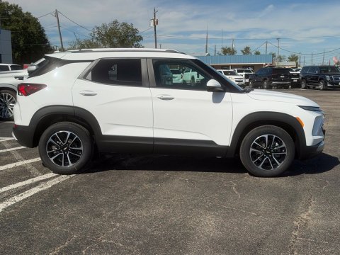 New Summit White 2026 Chevrolet TrailBlazer LT FWD - photo 5 - Stock #261434