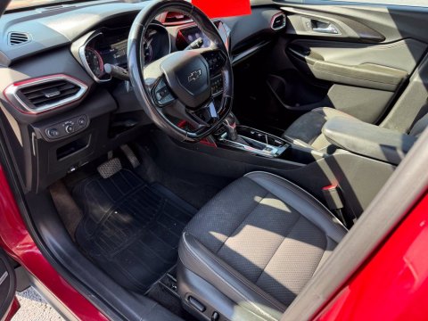 Pre-Owned Scarlet Red Metallic 2021 Chevrolet TrailBlazer RS FWD - photo 12 - Stock #X2604A