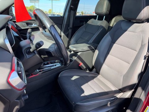 Pre-Owned Scarlet Red Metallic 2021 Chevrolet TrailBlazer RS FWD - photo 15 - Stock #X2604A