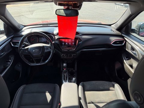 Pre-Owned Scarlet Red Metallic 2021 Chevrolet TrailBlazer RS FWD - photo 22 - Stock #X2604A