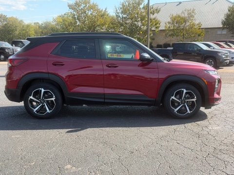 Pre-Owned Scarlet Red Metallic 2021 Chevrolet TrailBlazer RS FWD - photo 4 - Stock #X2604A