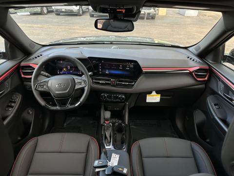 New Sterling Gray Metallic 2026 Chevrolet TrailBlazer RS FWD - photo 20 - Stock #260840