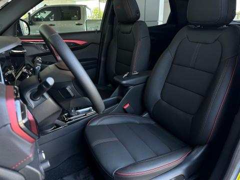 New Sterling Gray Metallic 2026 Chevrolet TrailBlazer RS FWD - photo 12 - Stock #260909