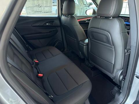 New Sterling Gray Metallic 2026 Chevrolet TrailBlazer RS FWD - photo 17 - Stock #260909