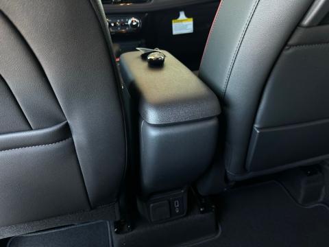 New Sterling Gray Metallic 2026 Chevrolet TrailBlazer RS FWD - photo 21 - Stock #260909