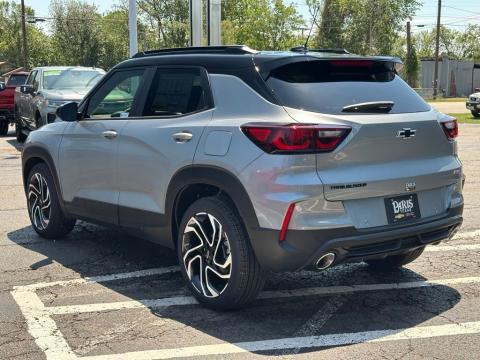 New Sterling Gray Metallic 2026 Chevrolet TrailBlazer RS FWD - photo 6 - Stock #260909