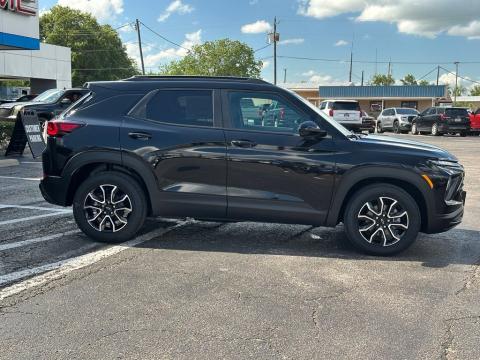 New Mosaic Black Metallic 2026 Chevrolet TrailBlazer ACTIV FWD - photo 4 - Stock #261049