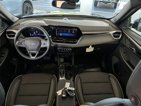 New Mosaic Black Metallic 2026 Chevrolet TrailBlazer ACTIV FWD - photo 20 - Stock #261049