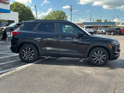 New Mosaic Black Metallic 2026 Chevrolet TrailBlazer ACTIV FWD - photo 4 - Stock #261049