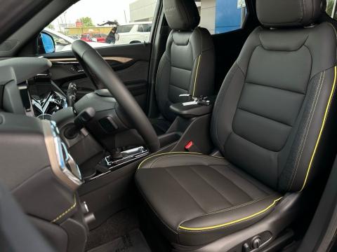 New Mosaic Black Metallic 2026 Chevrolet TrailBlazer ACTIV FWD - photo 13 - Stock #260853