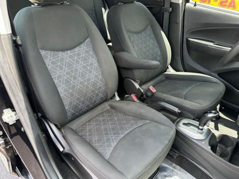 Pre-Owned Mosaic Black Metallic 2020 Chevrolet Spark LS FWD - photo 17 - Stock #X2485