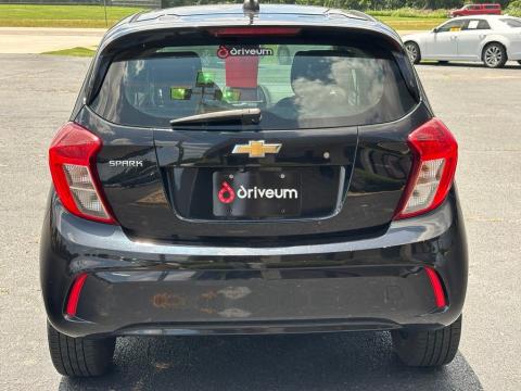 Pre-Owned Mosaic Black Metallic 2020 Chevrolet Spark LS FWD - photo 5 - Stock #X2485
