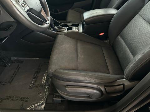 Pre-Owned Ash Black 2016 Hyundai Tucson SE FWD - photo 13 - Stock #A1063