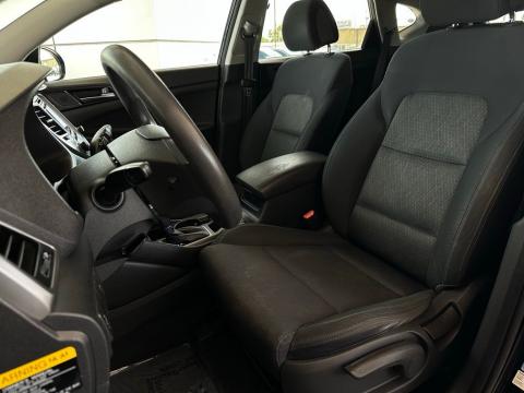 Pre-Owned Ash Black 2016 Hyundai Tucson SE FWD - photo 14 - Stock #A1063