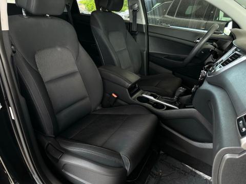 Pre-Owned Ash Black 2016 Hyundai Tucson SE FWD - photo 18 - Stock #A1063