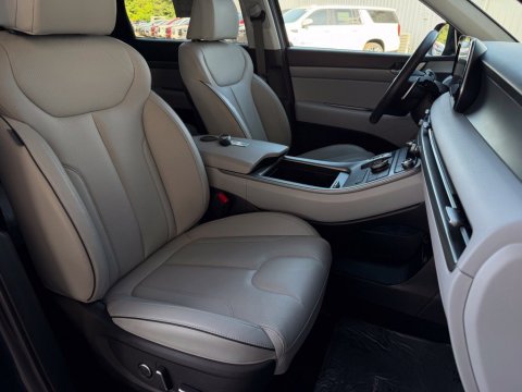 Certified Pre-Owned Moonlight Cloud 2025 Hyundai Palisade SEL AWD - photo 19 - Stock #A1089