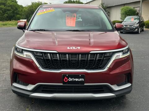 2022 Kia Sedona LX Seat Pkg's photo