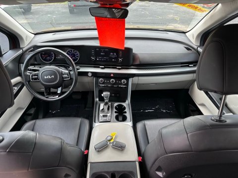 Pre-Owned Flare Red 2022 Kia Carnival LXS FWD - photo 22 - Stock #X2482