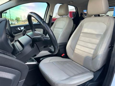 Pre-Owned White Platinum Clearcoat Metallic 2018 Ford EcoSport Titanium FWD - photo 14 - Stock #260650A