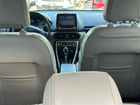 Pre-Owned White Platinum Clearcoat Metallic 2018 Ford EcoSport Titanium FWD - photo 9 - Stock #260650A