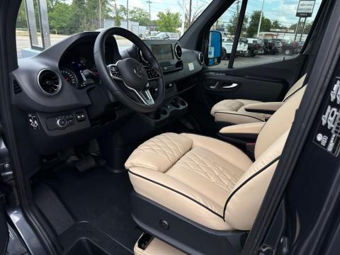 Pre-Owned  2023 Mercedes-Benz Sprinter 3500 Cargo 170 WB AWD - photo 10 - Stock #SPRINTER1