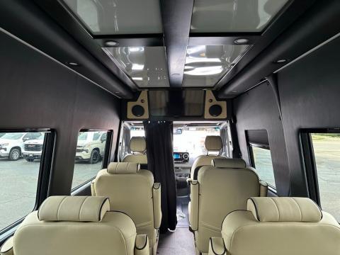 Pre-Owned  2023 Mercedes-Benz Sprinter 3500 Cargo 170 WB AWD - photo 19 - Stock #SPRINTER1
