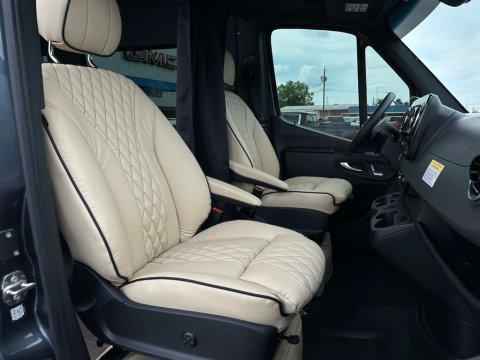 Pre-Owned  2023 Mercedes-Benz Sprinter 3500 Cargo 170 WB AWD - photo 16 - Stock #SPRINTER1