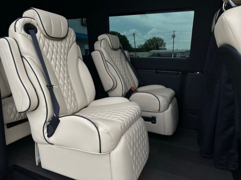 Pre-Owned  2023 Mercedes-Benz Sprinter 3500 Cargo 170 WB AWD - photo 17 - Stock #SPRINTER1