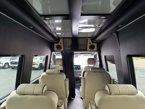 Pre-Owned  2023 Mercedes-Benz Sprinter 3500 Cargo 170 WB AWD - photo 21 - Stock #B5623