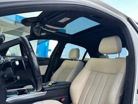 Pre-Owned White 2014 Mercedes-Benz E-Class E 350 RWD - photo 13 - Stock #B5603
