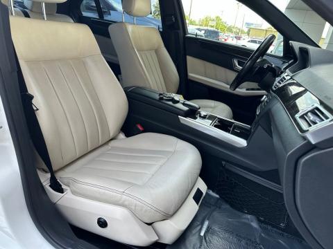 Pre-Owned White 2014 Mercedes-Benz E-Class E 350 RWD - photo 16 - Stock #B5603