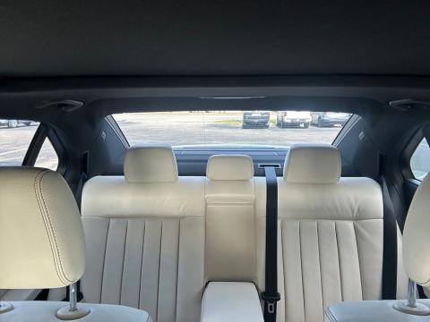 Pre-Owned White 2014 Mercedes-Benz E-Class E 350 RWD - photo 24 - Stock #B5603