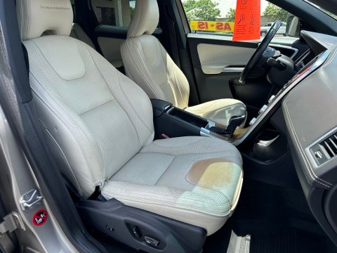 Pre-Owned Seashell Metallic 2016 Volvo XC60 T5 Drive-E Premier FWD - photo 19 - Stock #X2488