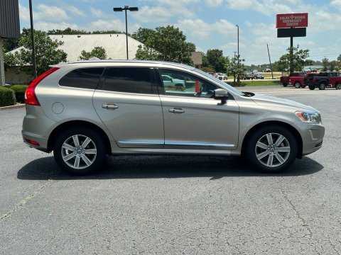 Pre-Owned Seashell Metallic 2016 Volvo XC60 T5 Drive-E Premier FWD - photo 4 - Stock #X2488